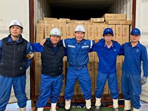 丸新港運株式会社 物流・倉庫管理／年休121日／定着率93.9％