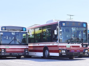 小田急バス株式会社(小田急グループ) 小田急バスの整備士／未経験OK／残業ほぼなし／手当豊富