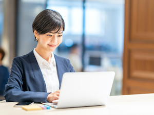 株式会社Ｌｅａｐａｌ　Ｔｅｃｈｎｏｌｏｇｉｅｓ／Ｌｅａｐａｌ会計事務所 会計事務所スタッフ（正社員）／フルリモート／実働7時間