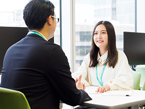 株式会社CMC Solutions(株式会社CMCのグループ会社) 採用業務中心の人事・総務／年休120日／フレックス制／在宅可