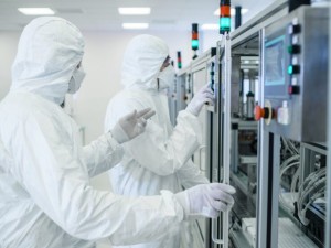 株式会社サンライズ 半導体洗浄装置の組立・検査／未経験歓迎／夜勤なし／土日祝休