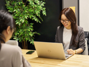 Ｓ‐ＣＯＵＲＴ株式会社 コンサルティング営業／未経験歓迎／年休125日／残業月10h