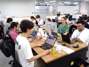 株式会社ウィットワン(株式会社エヌジェイホールディングスのグループ会社) ゲームのカスタマーサポート／月の8割在宅OK／年休120日