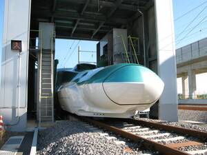 日本車輛洗滌機株式会社 サービスエンジニア／未経験歓迎／月給25万円～／年休125日