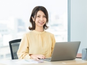 東京紙パルプ交易株式会社(大王製紙グループ) 事務／年休120日以上／土日祝休／育休明け40代活躍中