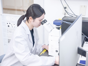 ニューアロイ株式会社 品質管理／未経験歓迎／年休120日／完全土日休み／残業月5h