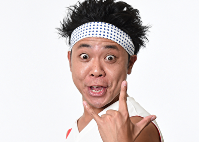 株式会社マニア・マニア(ワタナベエデュケーショングループ) 芸能スクール運営スタッフ／年休125日／10連休以上取得可