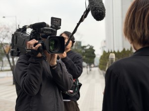 株式会社バンエイト(フジテレビグループ) カメラ・音声・照明スタッフ／未経験歓迎／年間休日120日以上