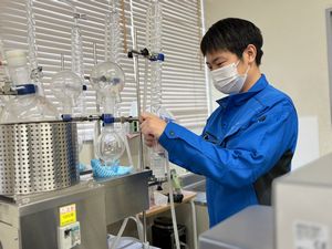 菊川株式会社(神戸物産グループ) 品質管理（調味料・酒類）／未経験OK／文系歓迎／完全週休2日