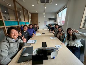 株式会社クオンヘルスケア 営業事務職／年間休日125日／原則定時退社／土日祝休み