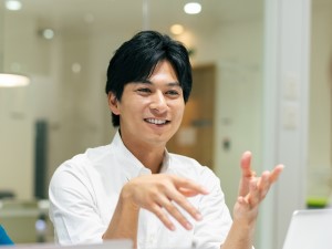 株式会社ＦＭサポート２１ 物流・配送管理（マネジメント業務）／未経験歓迎／年休124日
