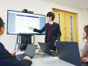 株式会社金星 警備会社向けサービス企画・改善／年休129日／定着率95％～