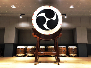 株式会社太鼓センター 和太鼓スクールのスタッフ／未経験歓迎／残業月15時間程度