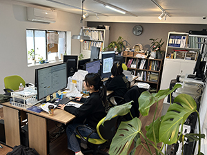 株式会社オフロードワークス 事務職／完全週休二日（土日祝休）／年休120日／残業ほぼなし