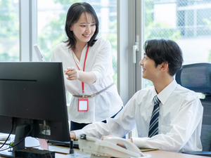 株式会社ジェートップ サポート事務／45歳未満全員面接！経験・転職回数ぜんぶ不問！