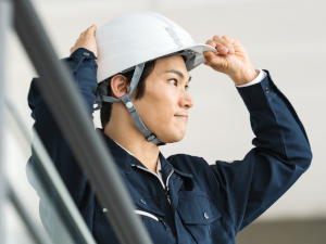 株式会社トクシントラスト 施工管理／前職給与保証／年休120日／土日祝休み／社宅あり