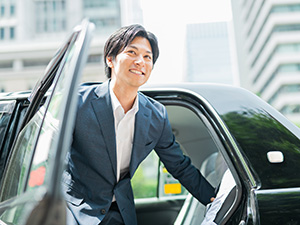 株式会社オートシステム SMBCグループ／役員専属ドライバー／普通免許のみOK