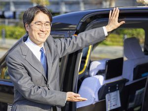 阪急タクシー株式会社(阪急阪神ホールディングスグループ) タクシードライバー／未経験歓迎／週3勤務で安定収入／転勤なし