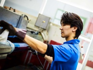 ナベプロセス株式会社 製造オペレーター／年休124日／土日祝休み／残業平均月12h