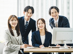 マックス・フィールド株式会社(株式会社マックス不動産販売のグループ会社) 経理事務／業界経験不問／完全週休2日制／賞与年2回／定時OK