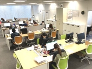 株式会社サンコー ルート営業／未経験歓迎／残業月15h／手当充実／直行直帰OK