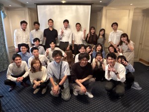 ジェニシス社会保険労務士法人 社会保険労務士／未経験歓迎／資格取得支援あり／東京・大阪勤務