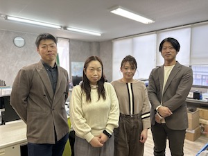 株式会社ライズトレーディング ECサイト運営・管理／輸入商社／オープニング／月給25万円～