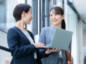 株式会社ファンドライズ 総務スタッフ／未経験歓迎／年間休日120日以上／駅チカ