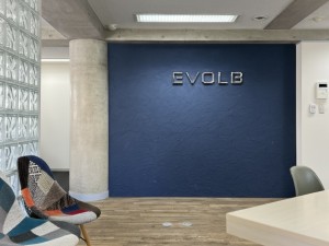 株式会社エヴォルブ イベントディレクター／未経験歓迎／服装自由／10時始業