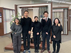 株式会社インテリアマエダ インテリア販売・店長候補／賞与年2＆決算賞与／月収30万円可