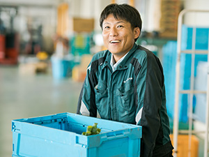 株式会社フレッシュ青果 青果の配送／15時定時／賞与年3回／ルートは固定＆日勤のみ