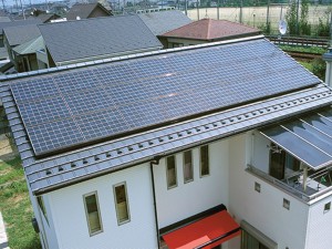 株式会社東日本ソラナ ソーラー商品設置・管理／未経験歓迎／月給25万円超／賞与3回