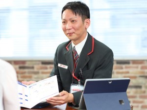 株式会社かんぽ生命保険【プライム市場】(日本郵政グループ) 地域密着型保険コンサルタント／完全週休2日／近畿募集