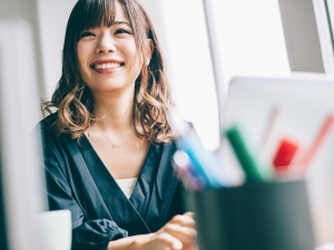 株式会社ノーマーク 代表専属の秘書（送迎・事務サポート）未経験歓迎／月給30万～