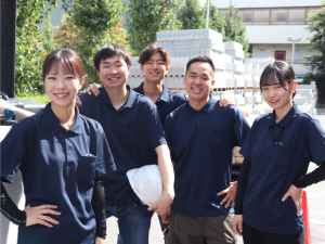 株式会社建デポ(コーナン商事株式会社のグループ会社) 店舗スタッフ（店長候補）／年休125日／平均年収620万円