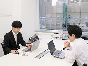 株式会社アイテム マーケティング担当／年休120日以上／残業少なめ／リモート可