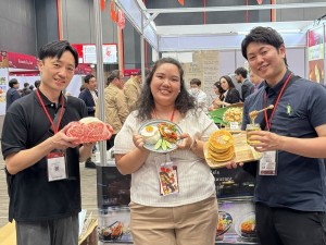 株式会社いわさき 食品サンプルの製品開発／未経験歓迎／年休126日／土日祝休み