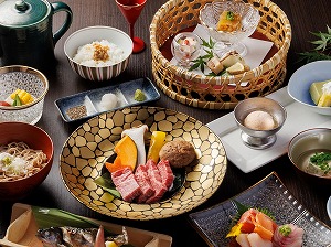 湯田中温泉よろづや　（株式会社萬屋傳蔵） 調理スタッフ／調理経験の浅い方も可／引越し支度金10万円支給