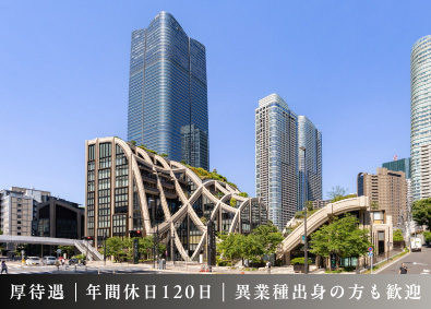 アマンレジデンス 東京（株式会社森ビルホスピタリティコーポレーション） レジデンスのフロント・料飲／語学を活かしVIPをおもてなし