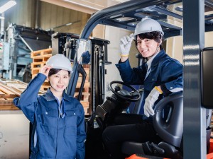 株式会社クロサワエンジニアリング フォークリフトオペレーター／日勤のみ／年休125日・土日祝休