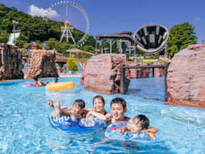 株式会社東京サマーランド テーマパークの清掃員／未経験歓迎／年休125日／賞与年2回