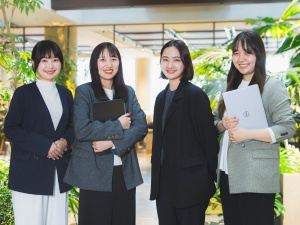 ＰＥＯＰＬＥ　ＨＯＲＩＺＯＮ株式会社 地域クラブの運営サポート／月給30万円以上／年休120日