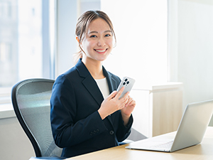 株式会社レベルアップ（レベルアップグループ） 事務職／土日祝休み／年間休日125日／産休・育休取得実績あり