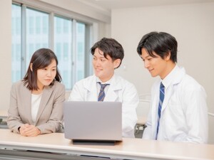 公益財団法人田附興風会医学研究所北野病院 診療情報管理／残業10h／年休123日／賞与4.2カ月