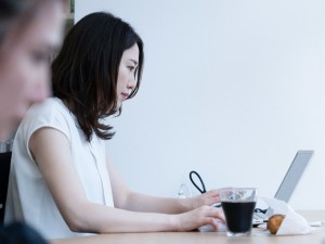 インベストデザイン株式会社 バックオフィス／CFO直下／管理部門1人目／月給35万円以上