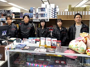 株式会社アウトレットプラザ(株式会社トランスジェニックグループ) 事務職／未経験歓迎／残業月10H以内／服装自由／固定賞与あり