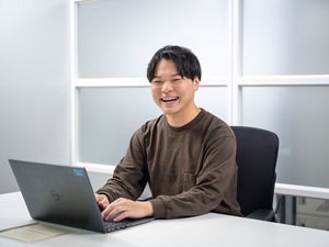 株式会社ベスタッフ ITエンジニア／未経験歓迎／残業月13H／賞与実績3.2月分