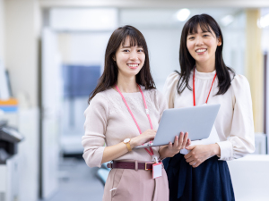 ミドリ安全用品株式会社(グループ会社／ミドリ安全株式会社) 人事労務／面接１回・年間休日127日・土日祝休み・転勤なし