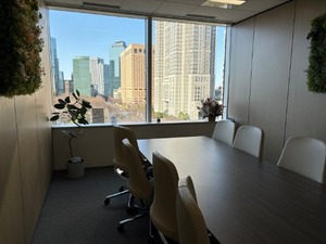 一般財団法人東京マラソン財団 経理／転勤無し／土日祝休／出勤時間選択制／年間休日131日