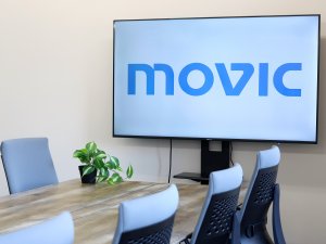 株式会社ムービック(アニメイトグループ) 営業事務／賞与年2回／年休124日／残業月20h以内